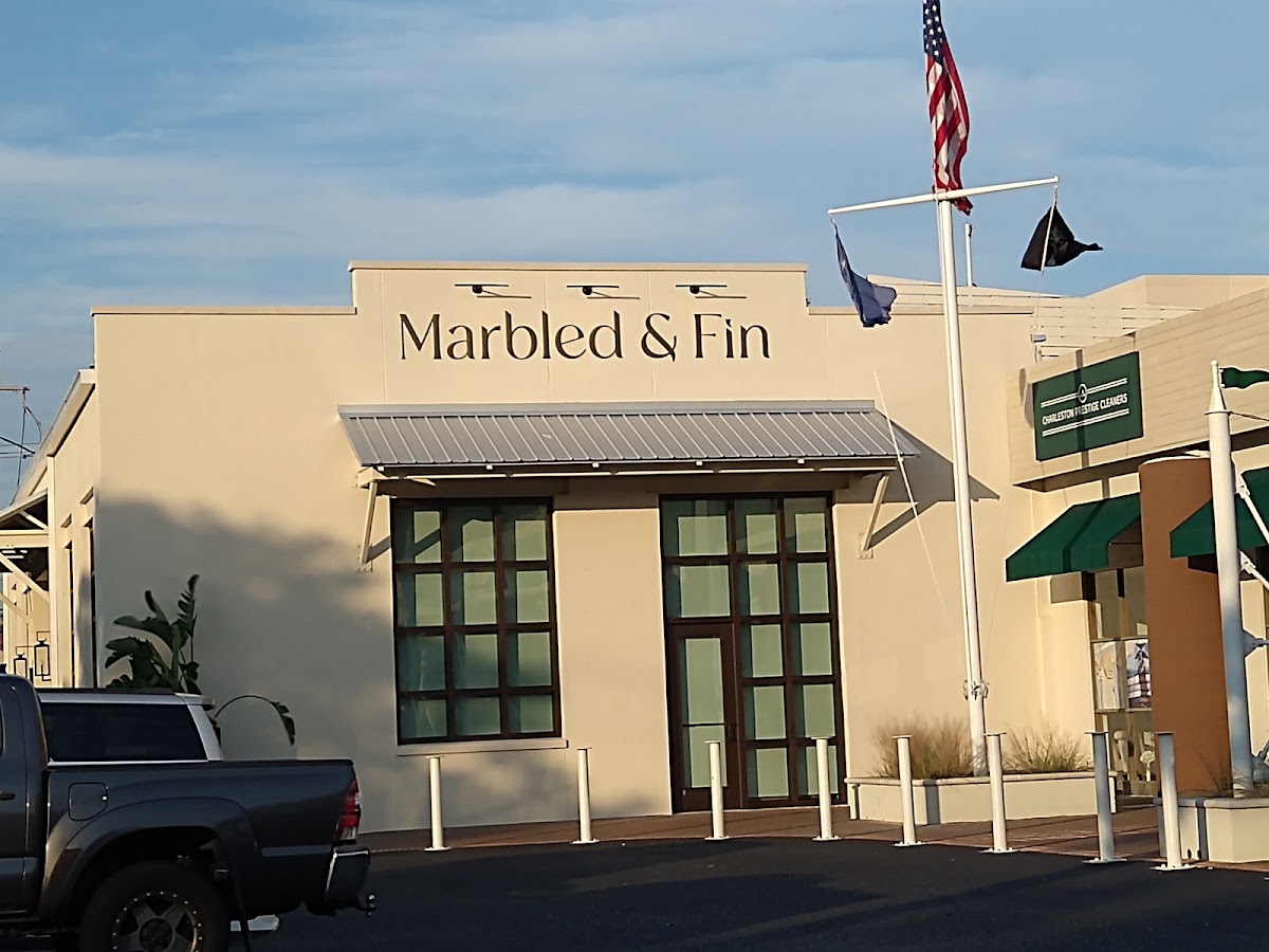 Marbled & Fin