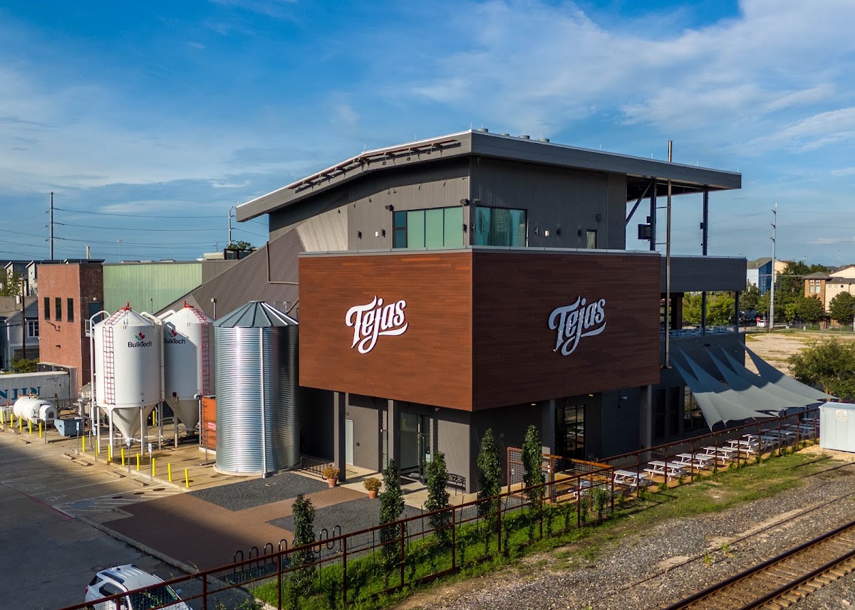 Tejas Brewery