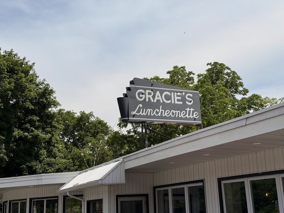 Gracie's Luncheonette