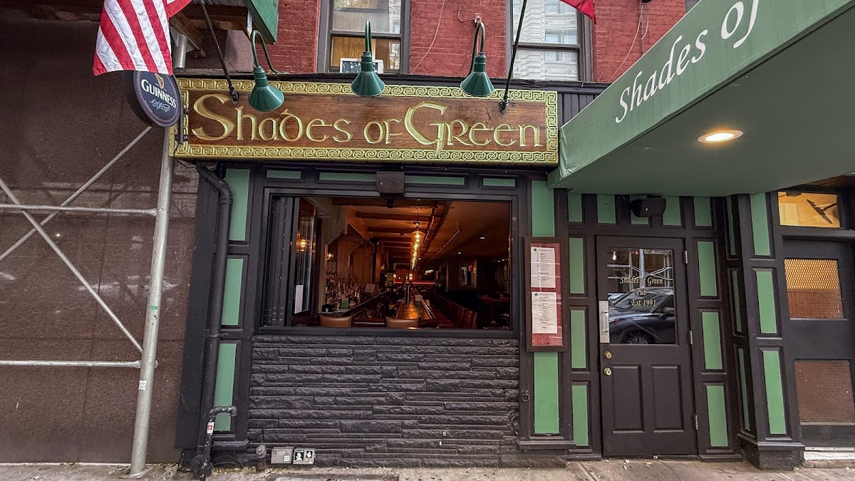 Shades of Green Pub & Restaurant