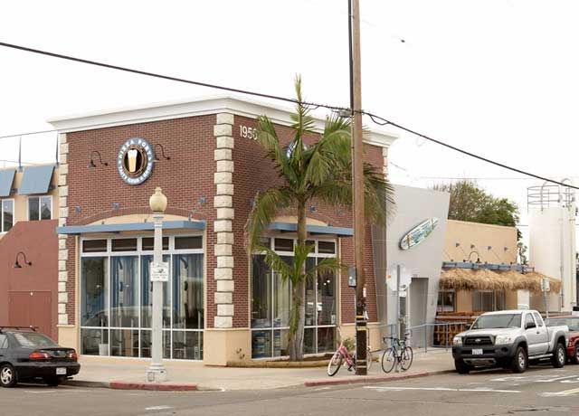 Pizza Port, Ocean Beach
