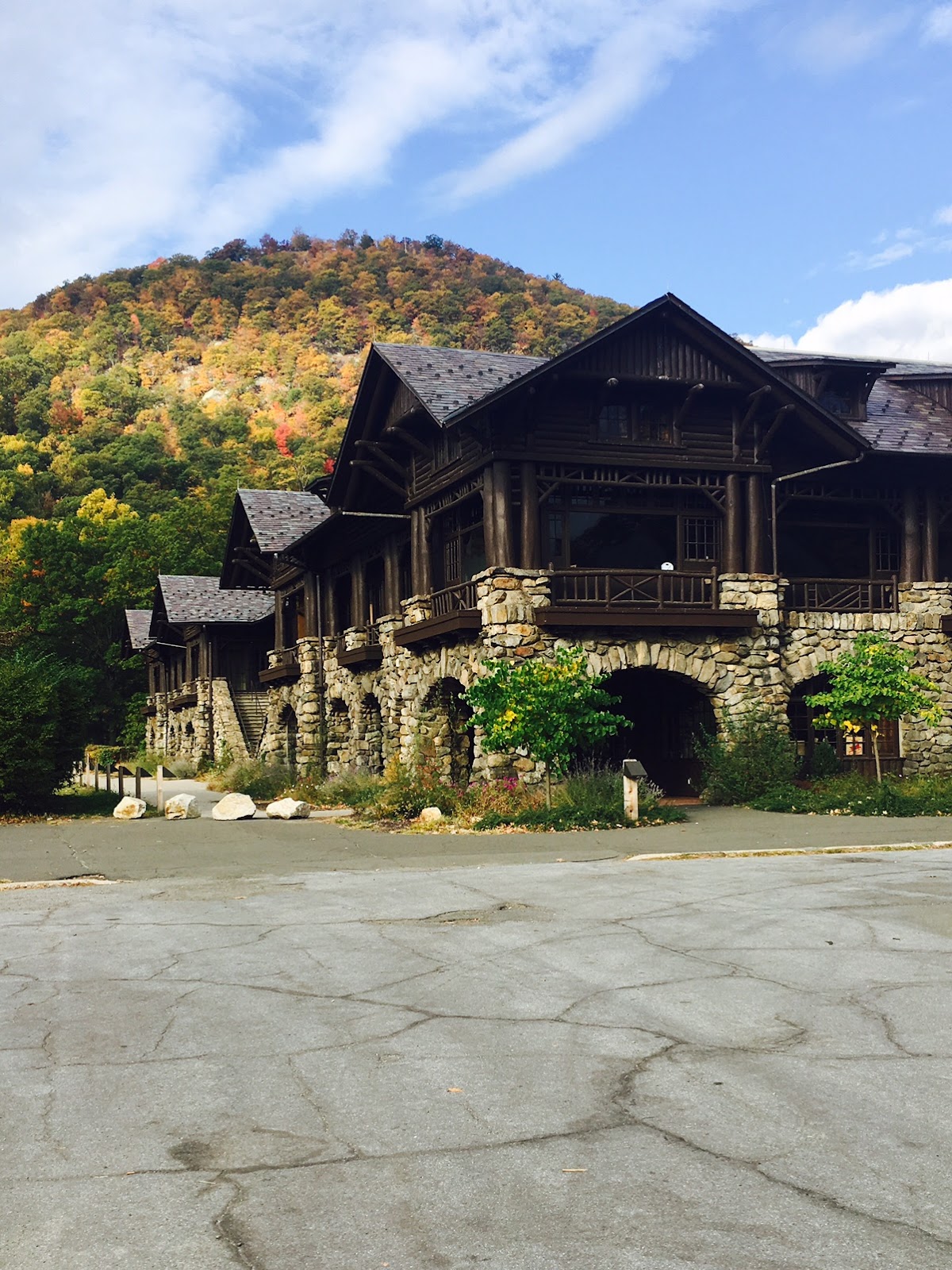 Bear Mountain Inn