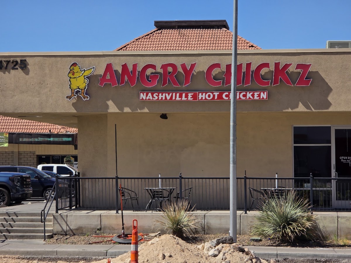 Angry Chickz - Las Vegas