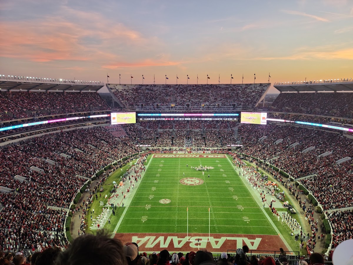 University of Alabama Guide: Where to Eat, Drink & Stay in Tuscaloosa