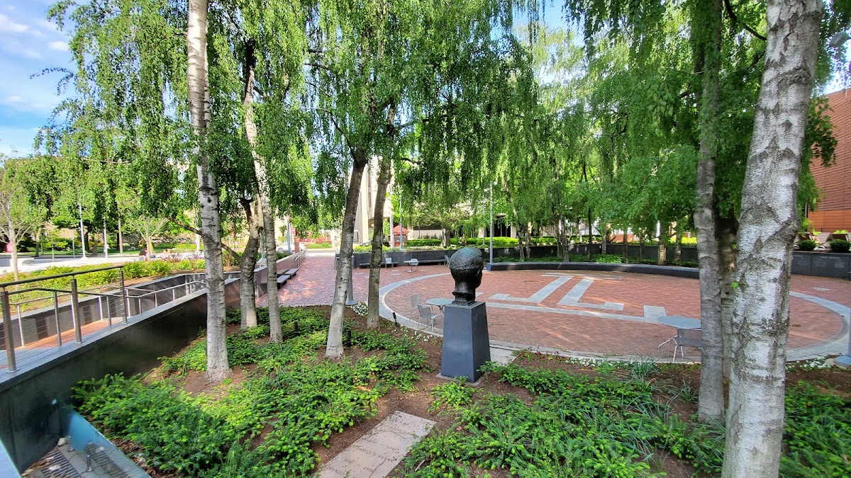 Founder's Garden