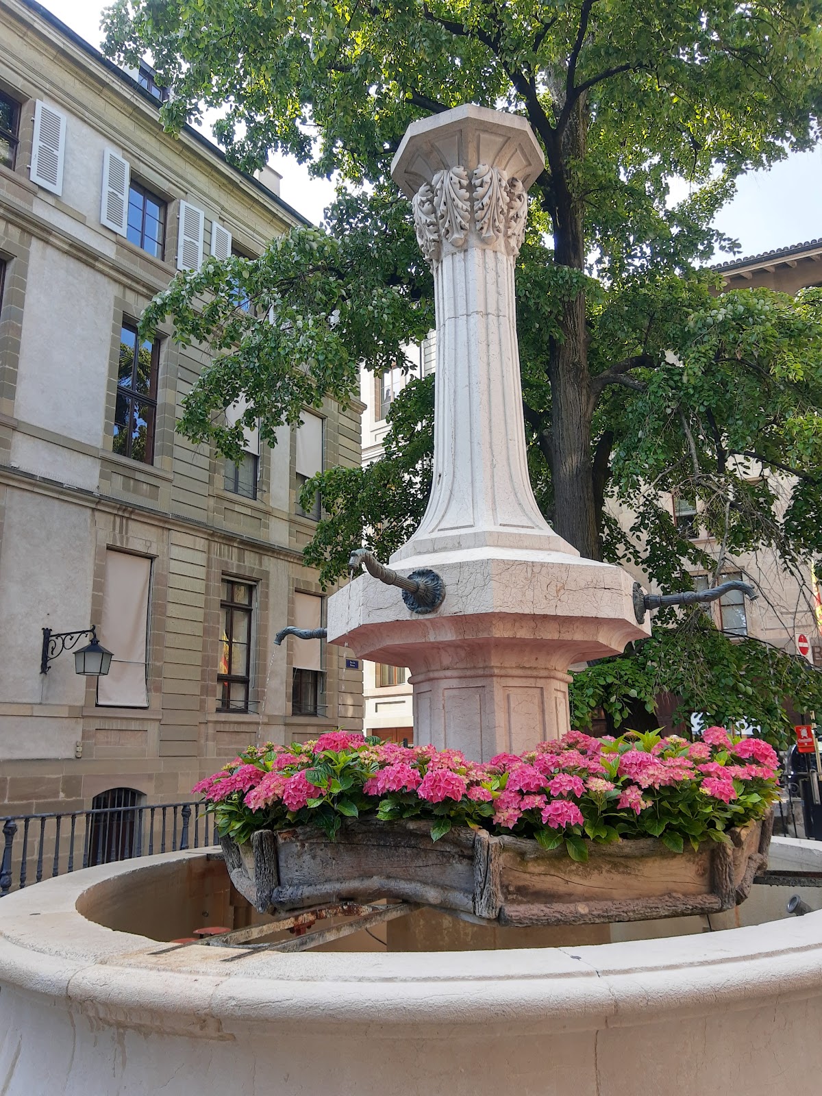 Your guide to skiing Les 3 Vallées