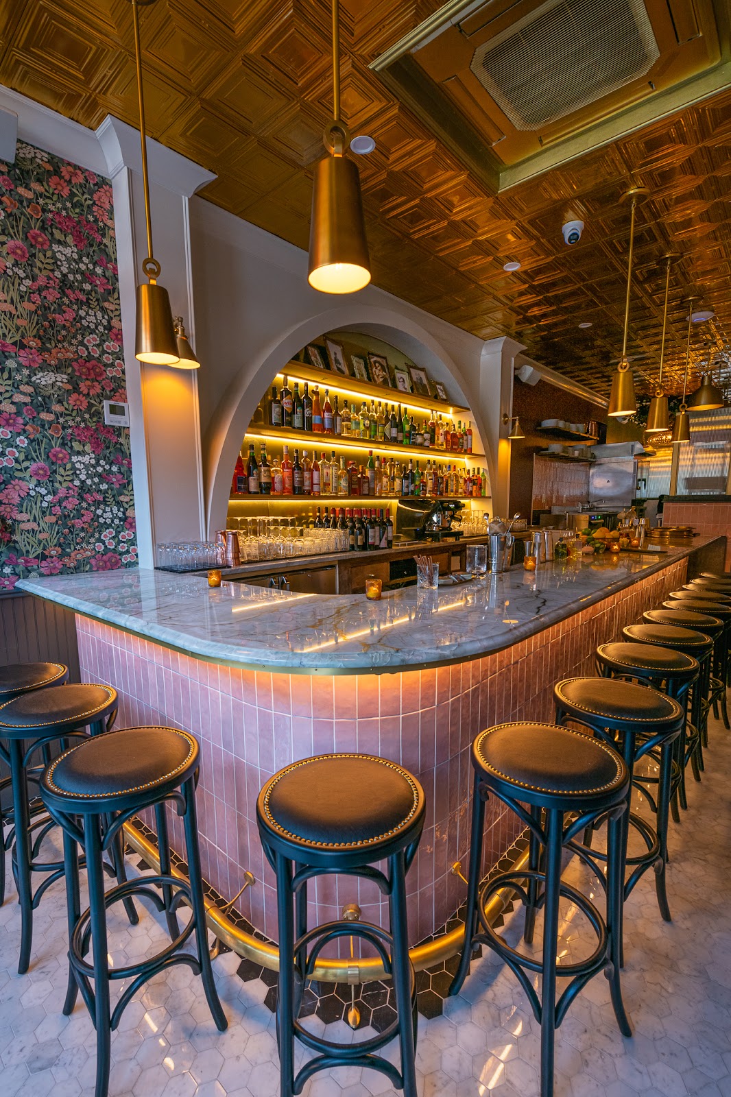 Bar Louise