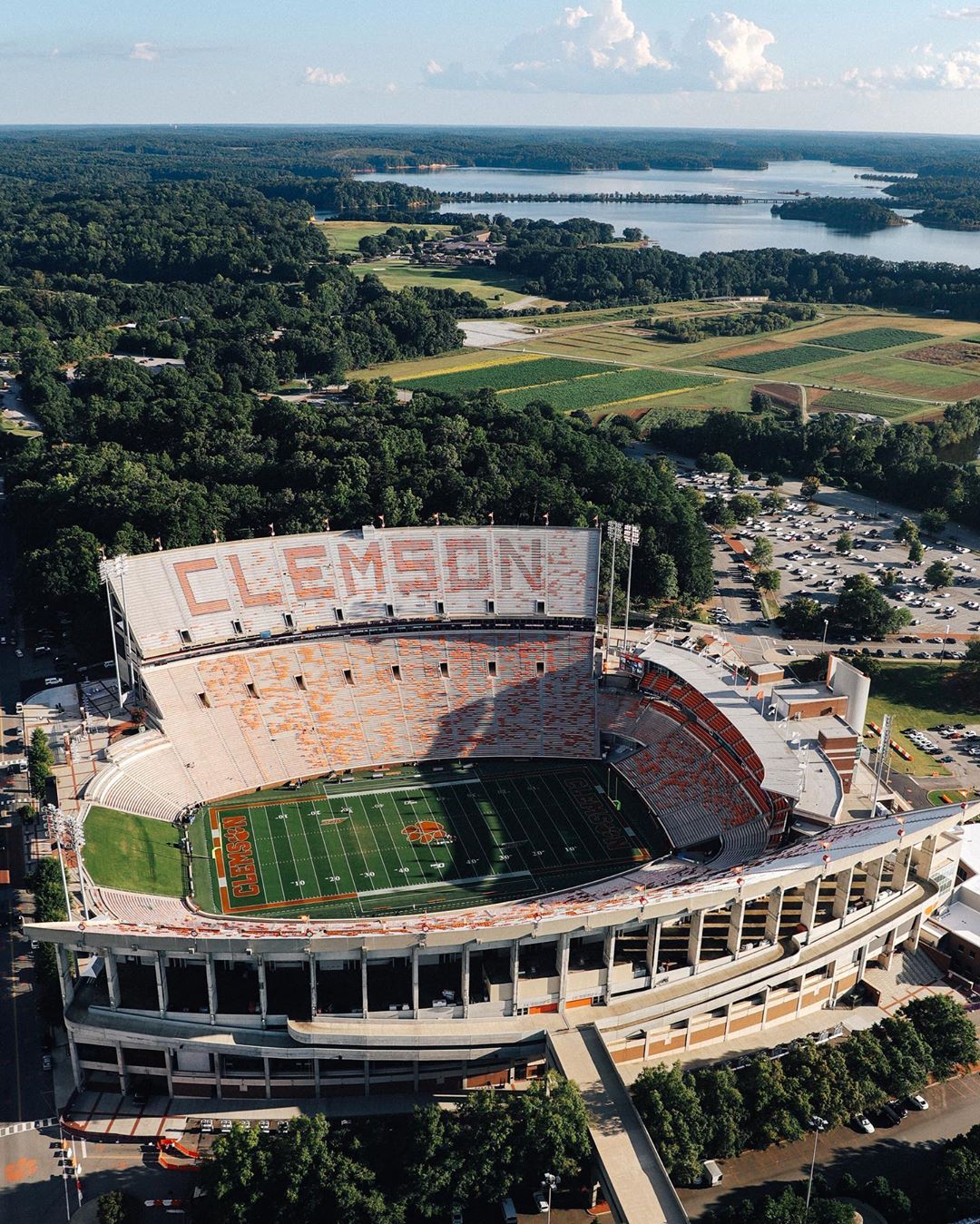 Clemson University Guide: Restaurants, Bars & Hotels (2026)