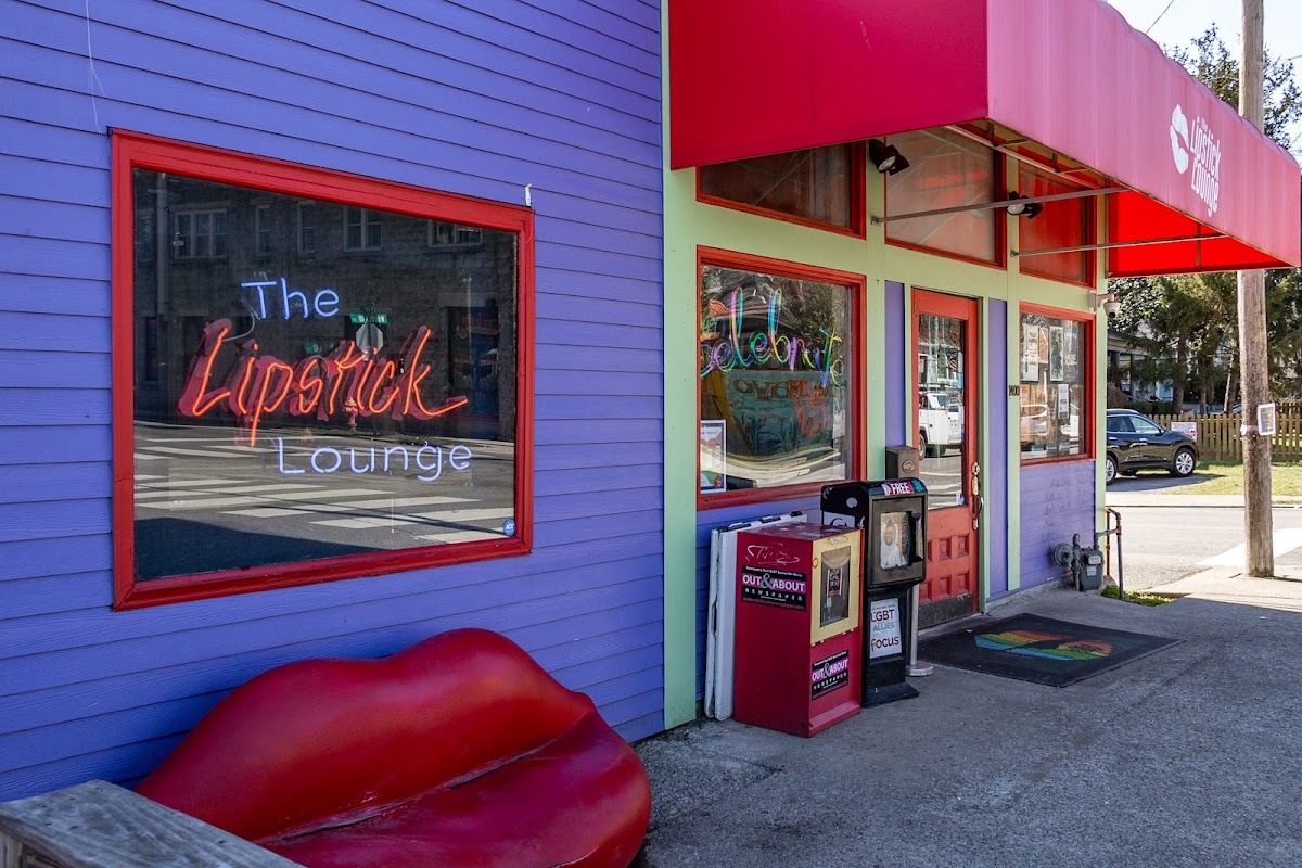 The Lipstick Lounge