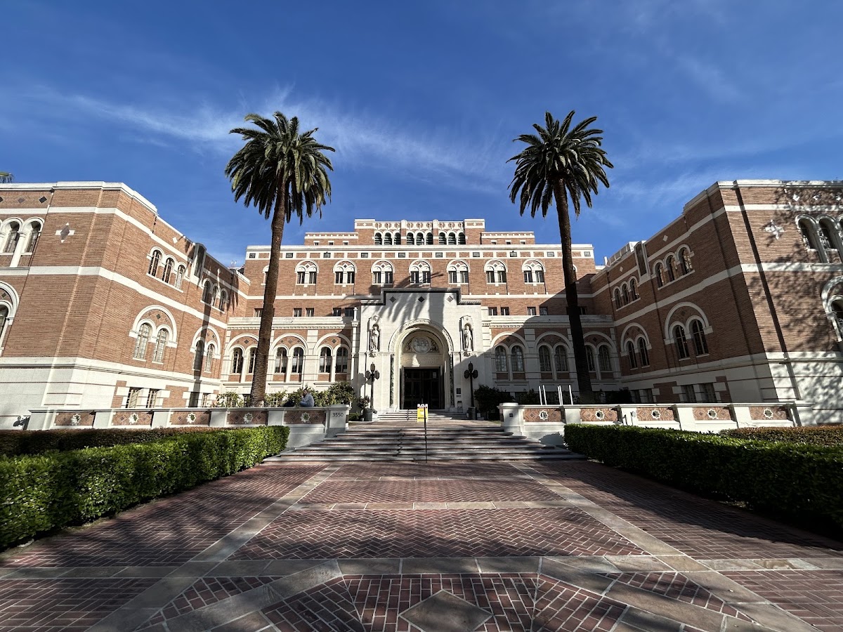 Doheny Memorial Library