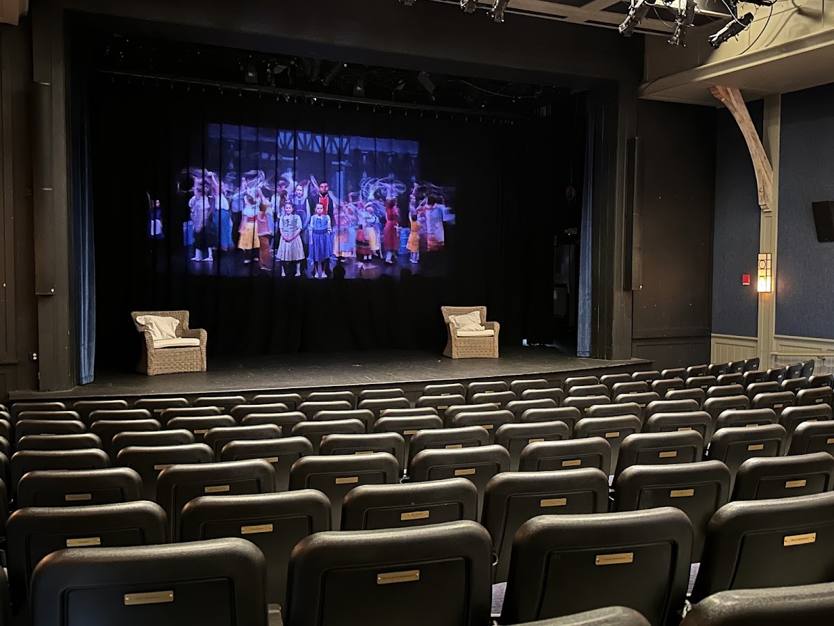 Dreamland Film and Performing Arts Theatre