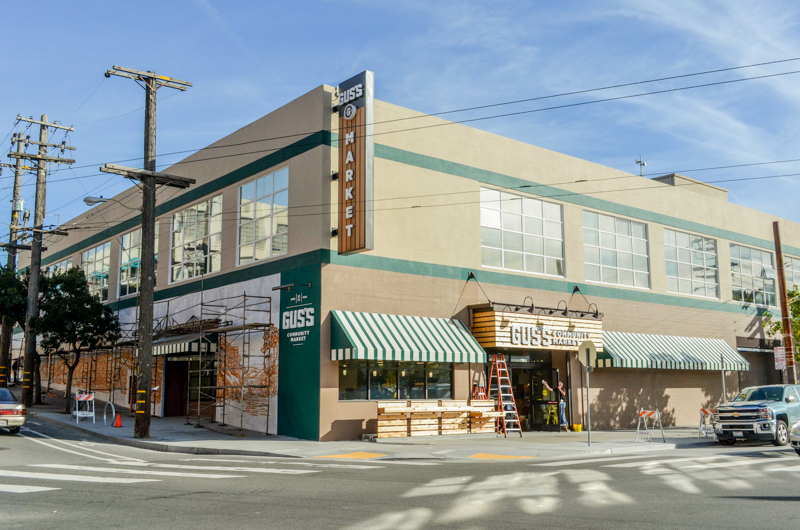 Gus's Community Market