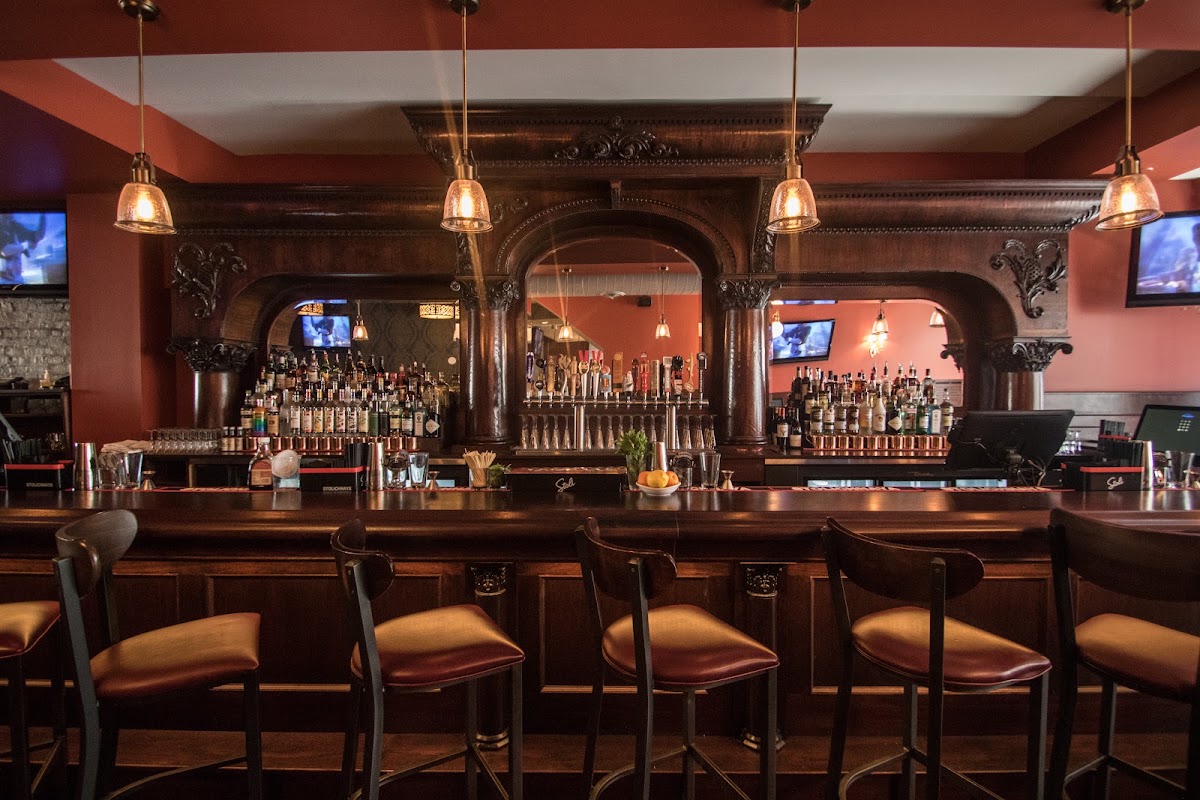Lark Restaurant & Bar