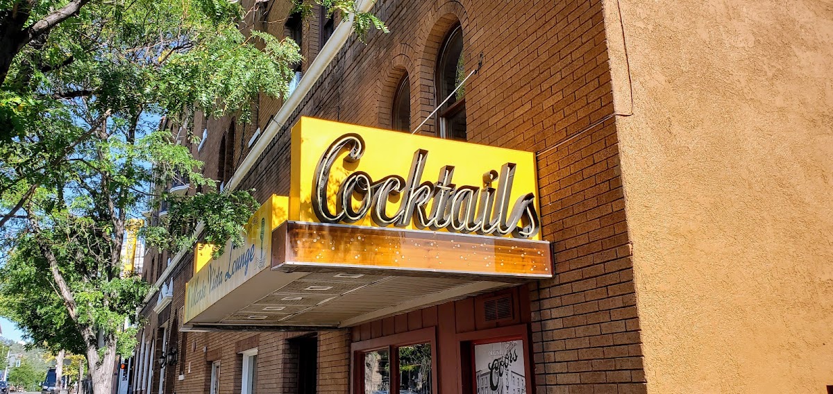 Monte Vista Cocktail Lounge