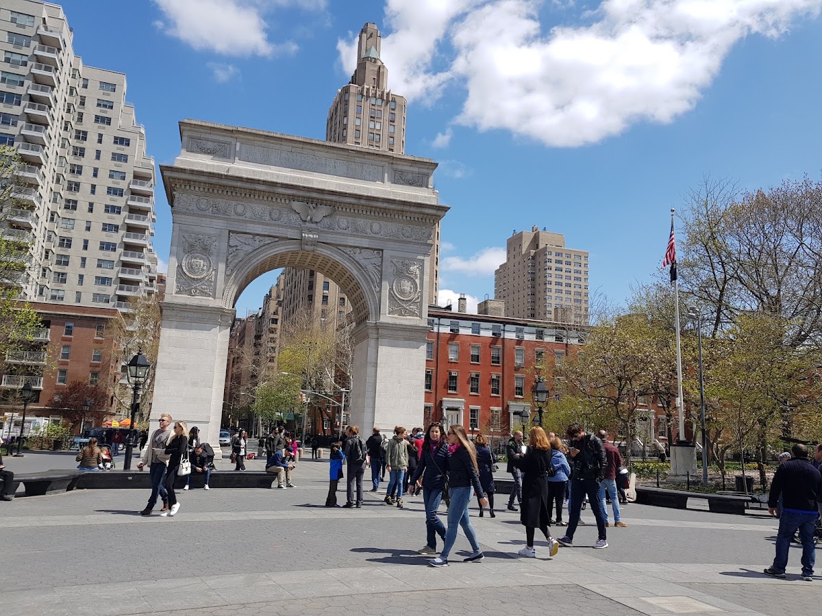 NYU Guide: Best Restaurants, Bars & Hotels Near Campus (2026)