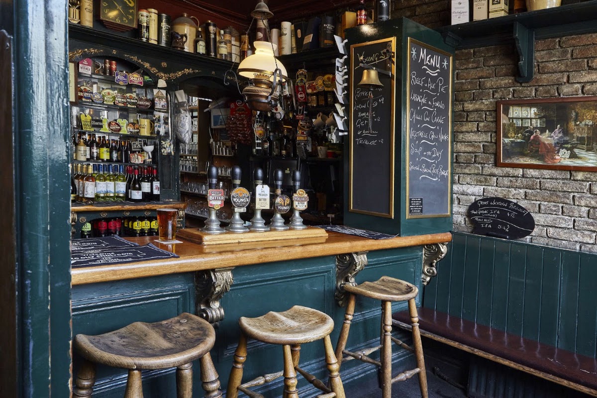 Highbury Vaults