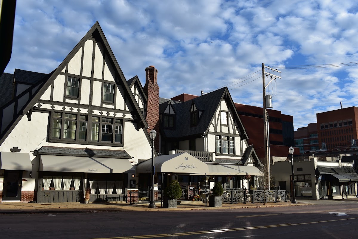 Seven Gables Inn, St. Louis West, a Tribute Portfolio Hotel