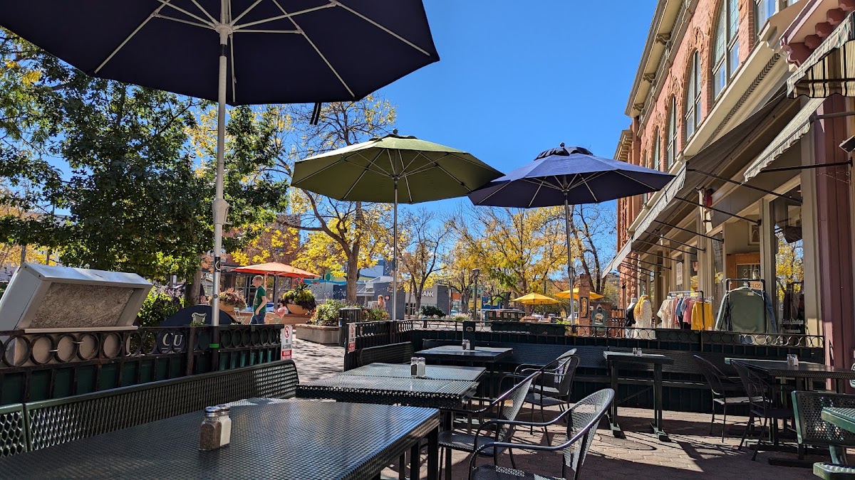 Lucky Joe's Sidewalk Saloon