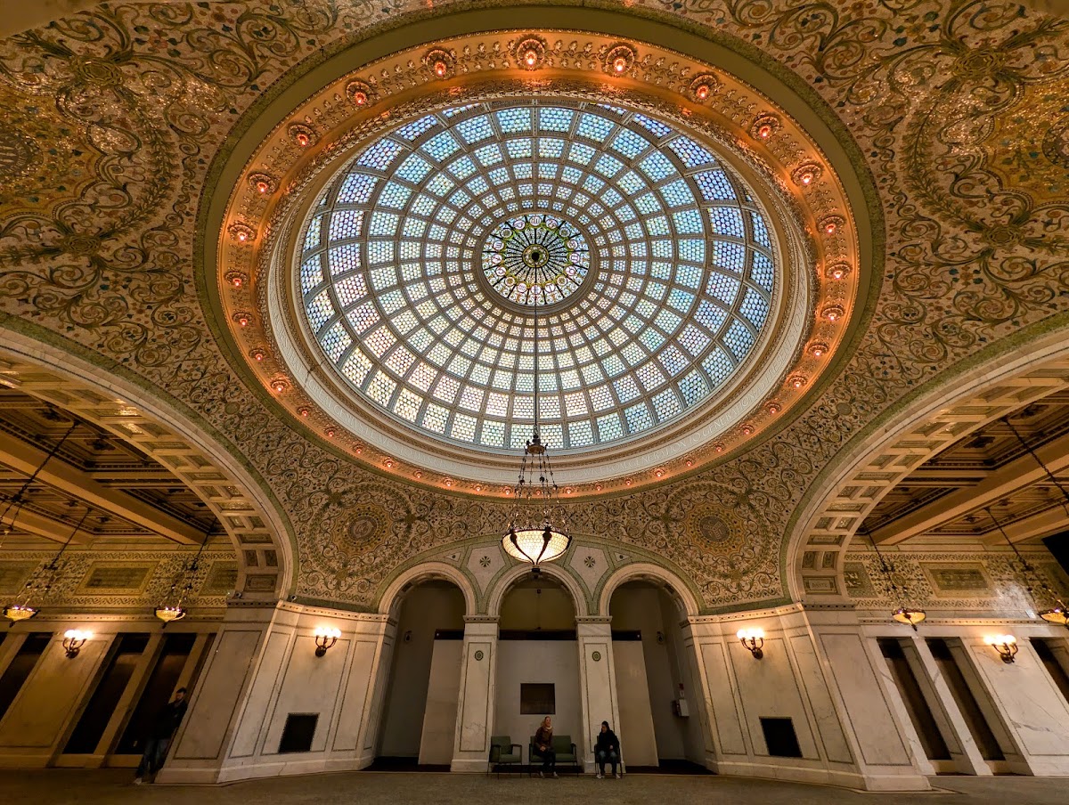Chicago Cultural Center — a wedding venue featured in the RoamRecs Chicago Wedding Venues guide
