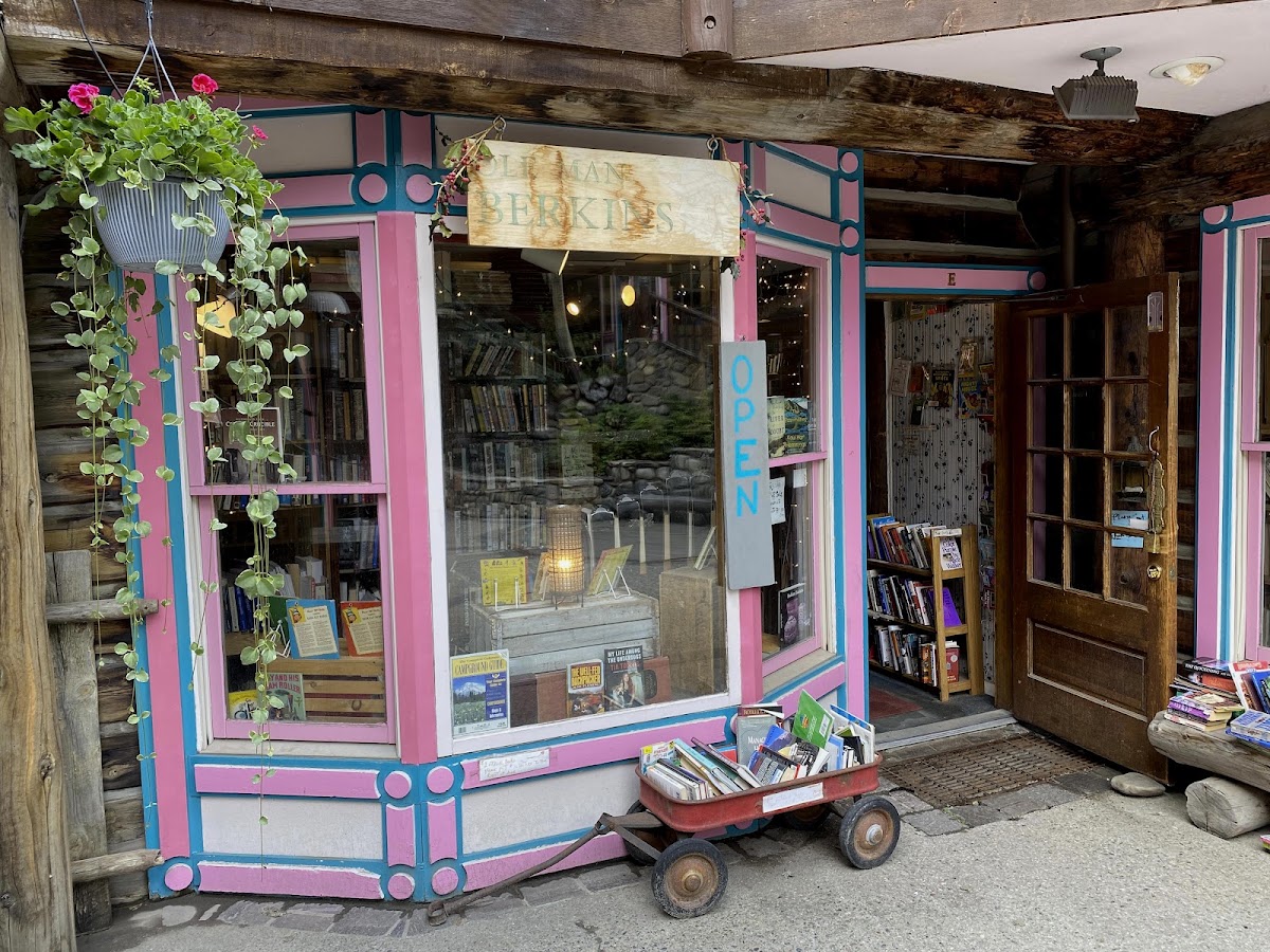 9600 Stories - Highest Elevation Bookstore