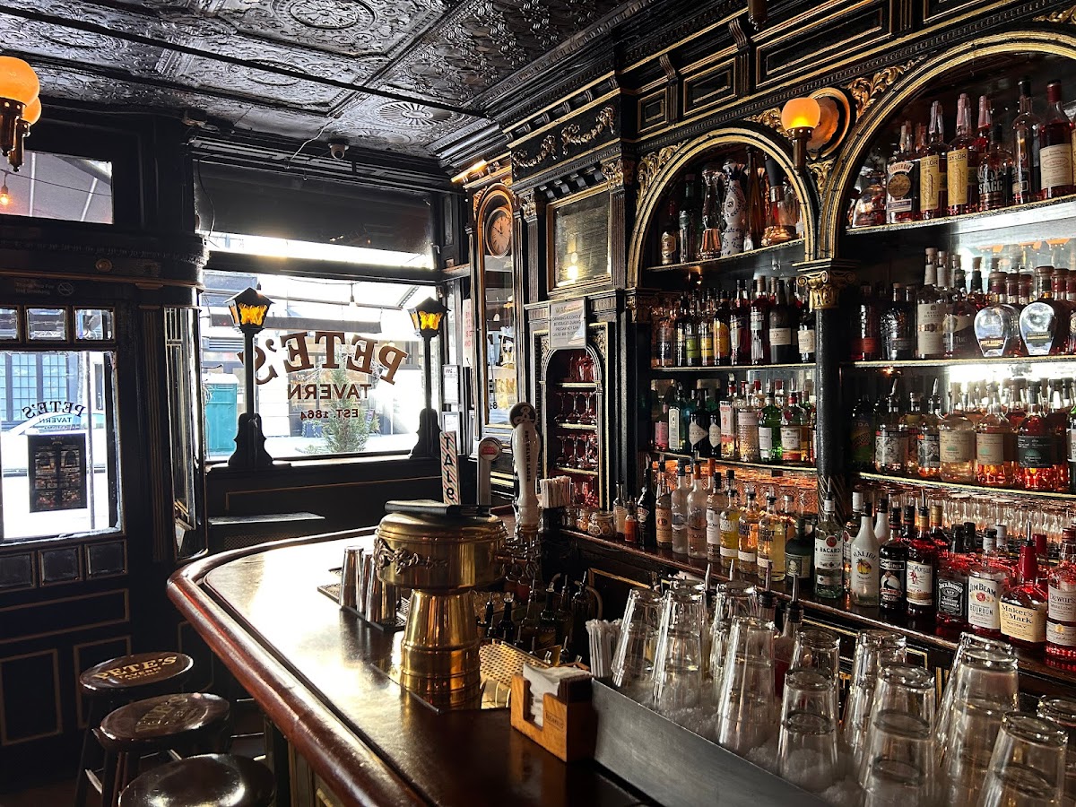 Pete's Tavern