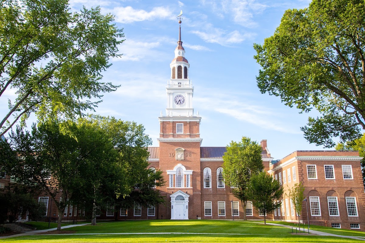Dartmouth College Guide: Restaurants, Bars & Hotels (2026)