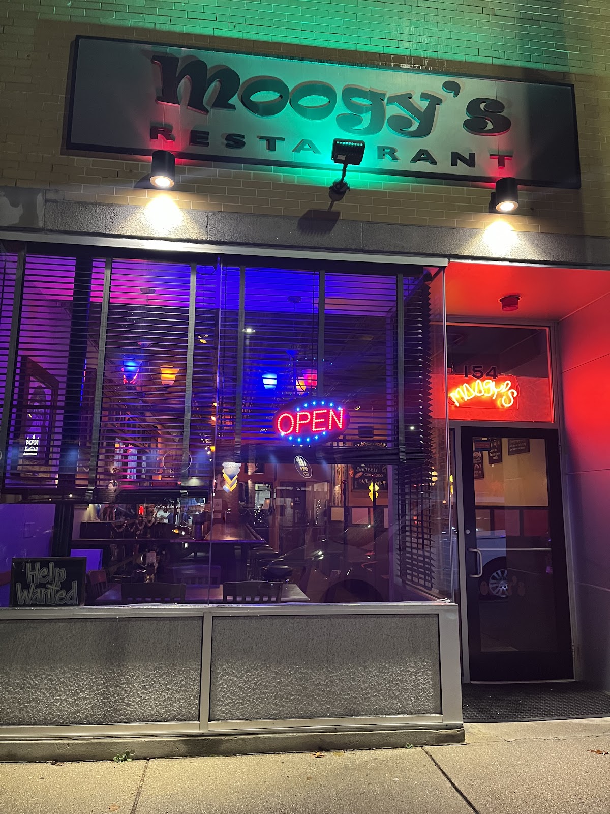 Moogy's