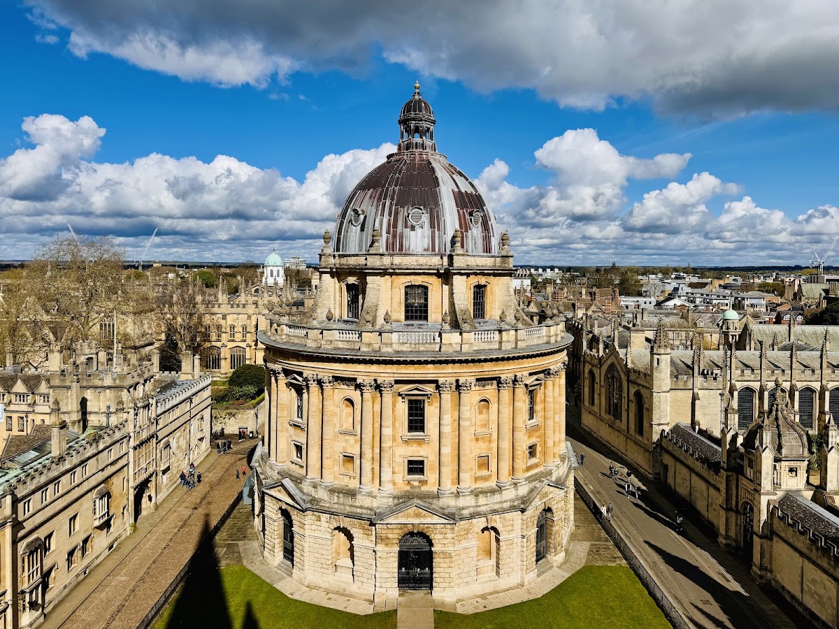 University of Oxford Guide: Best Restaurants, Bars & Hotels (2026)
