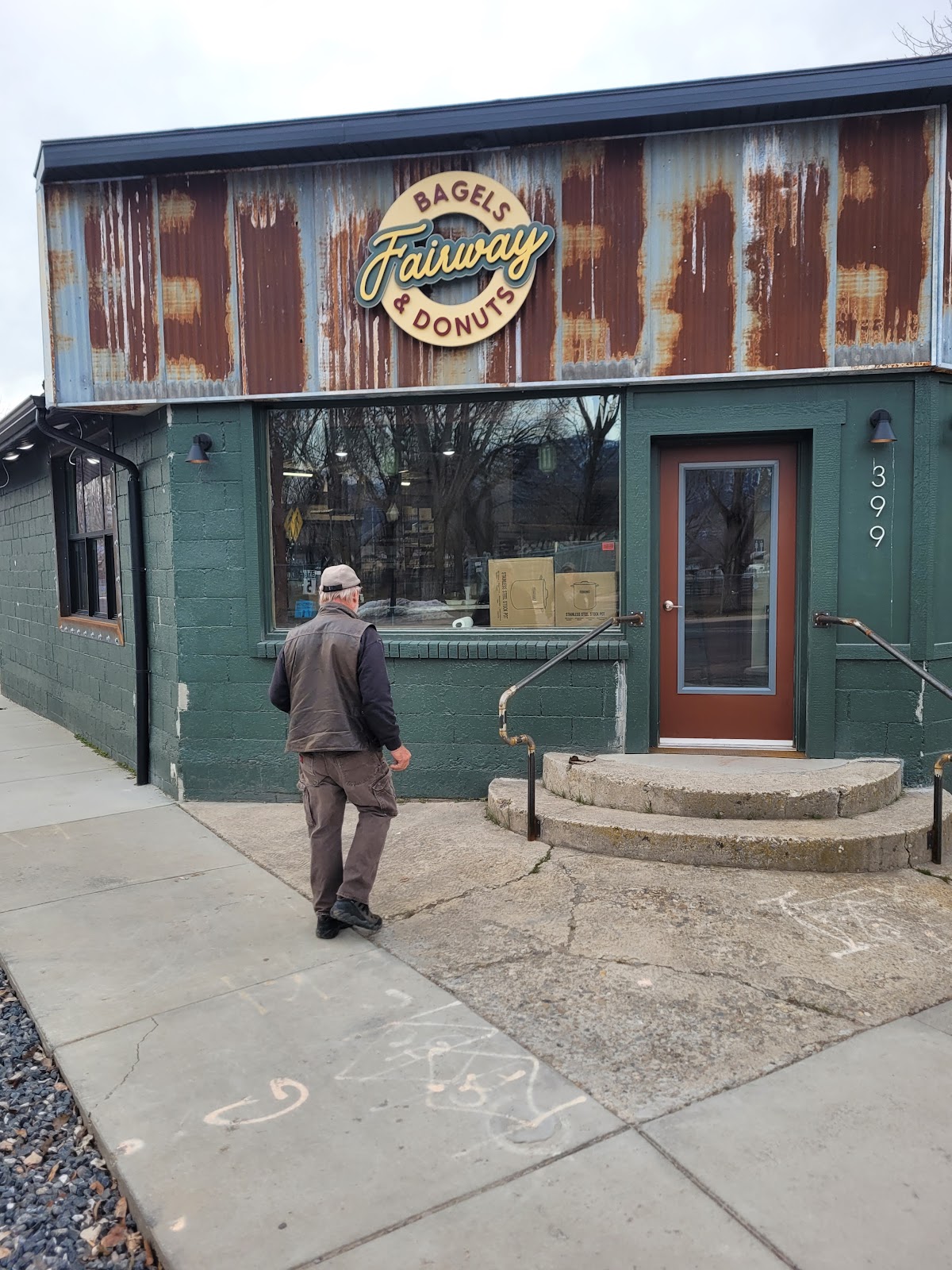 Fairway Bagels & Donuts