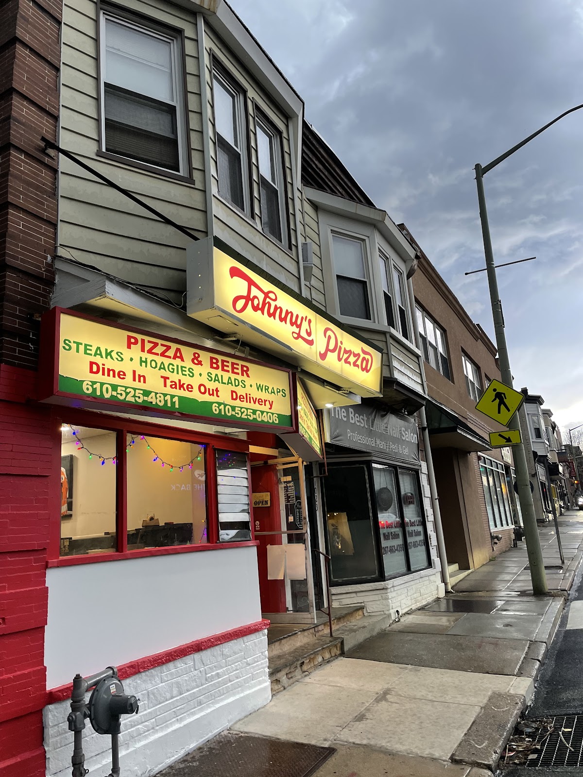 Johnny's Pizza Bryn Mawr