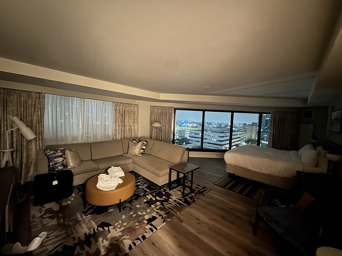 Hotel Sonesta