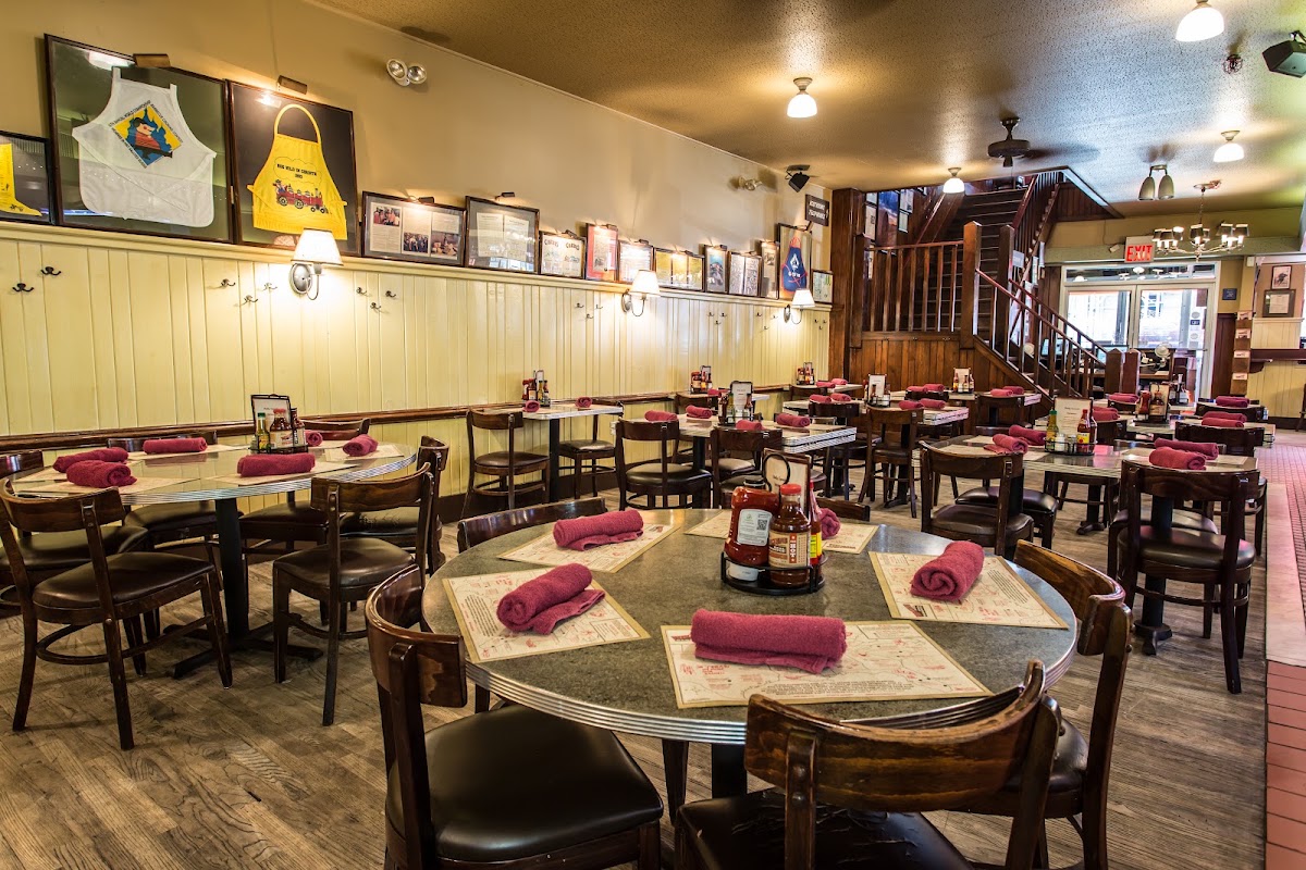 Virgil's Real BBQ