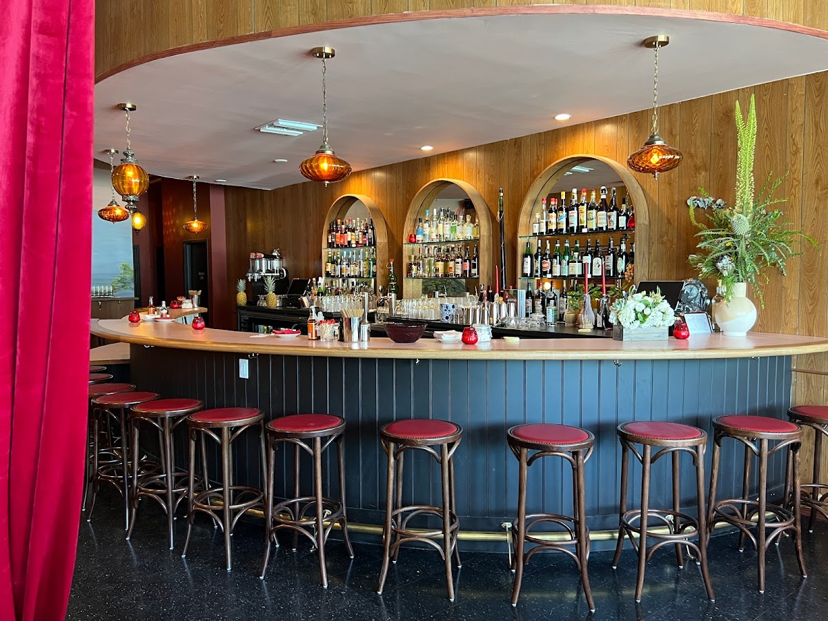 Capri Club