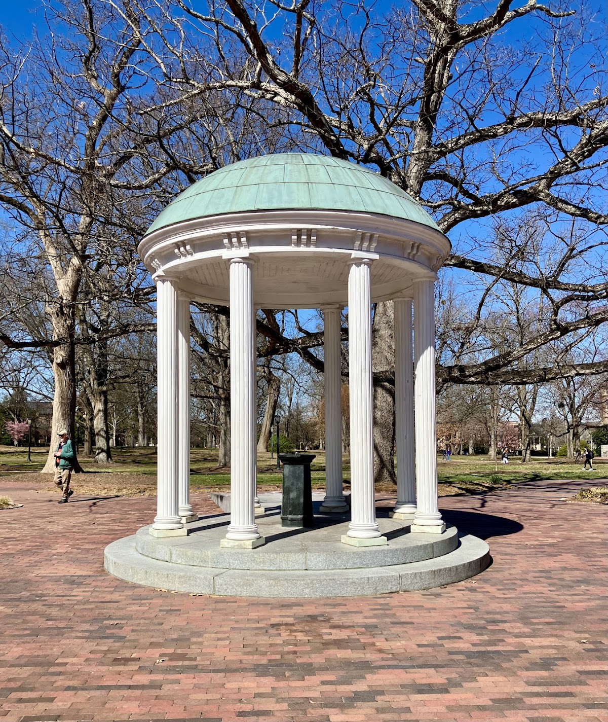 UNC Chapel Hill Guide: Where to Eat, Drink & Stay
