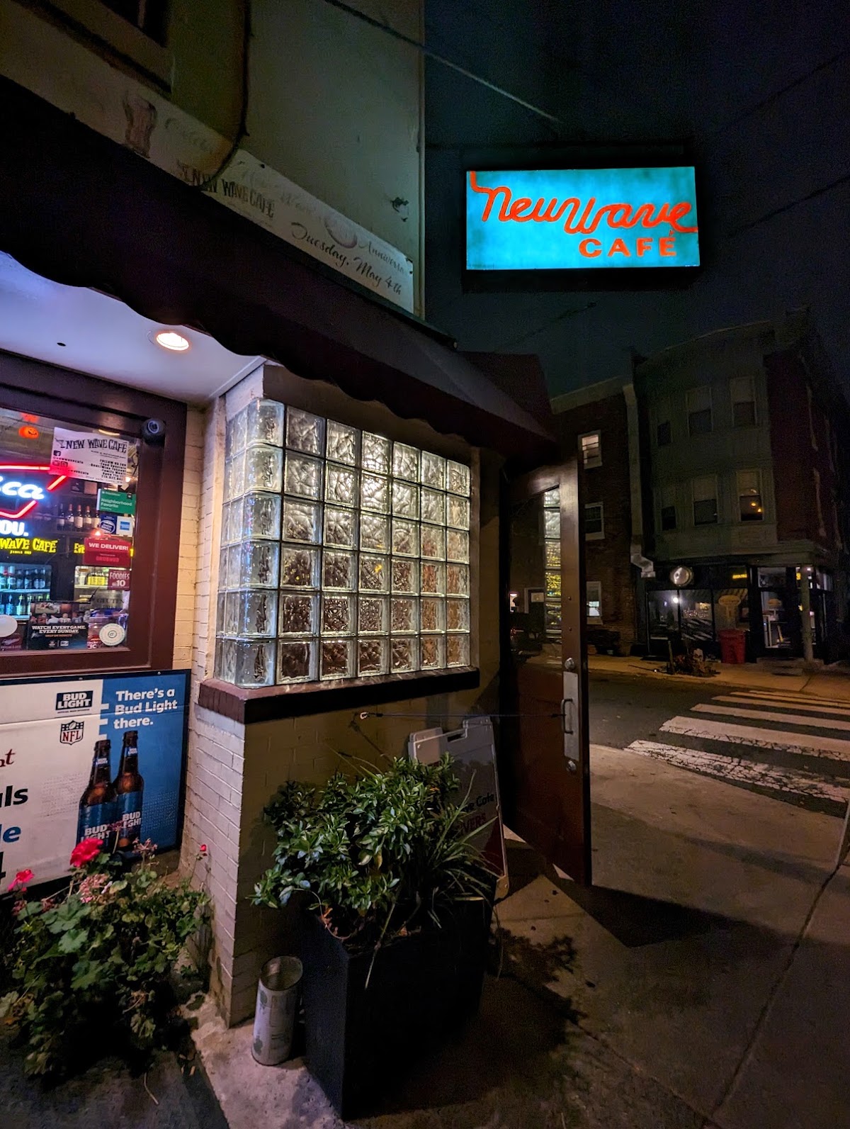 New Wave Cafe