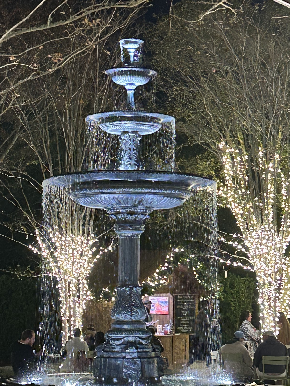 American Gardens Holiday Village