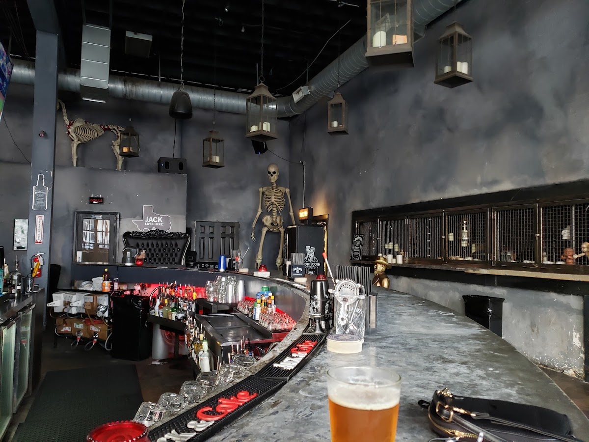 Dirt Bar
