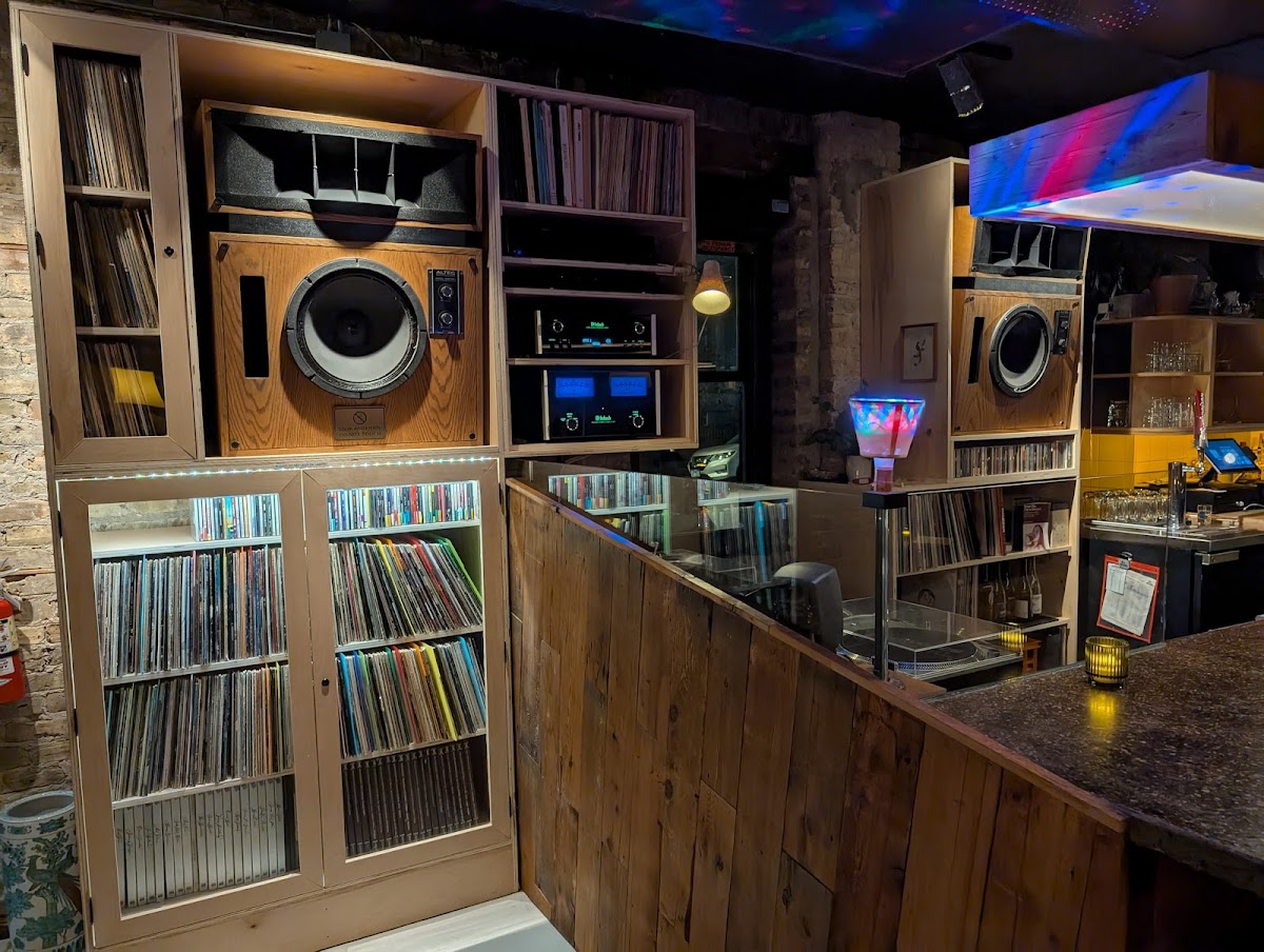 Parachute HiFi
