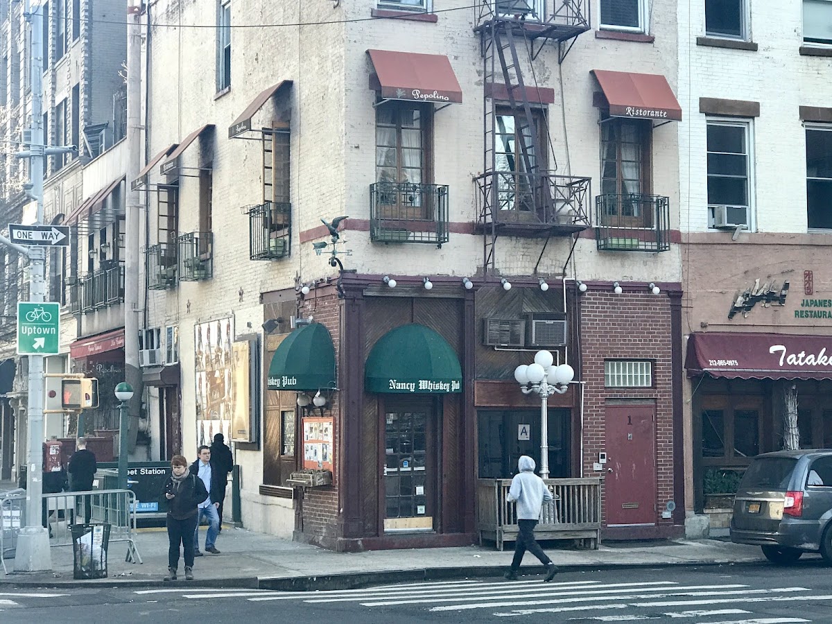 Nancy Whiskey Pub