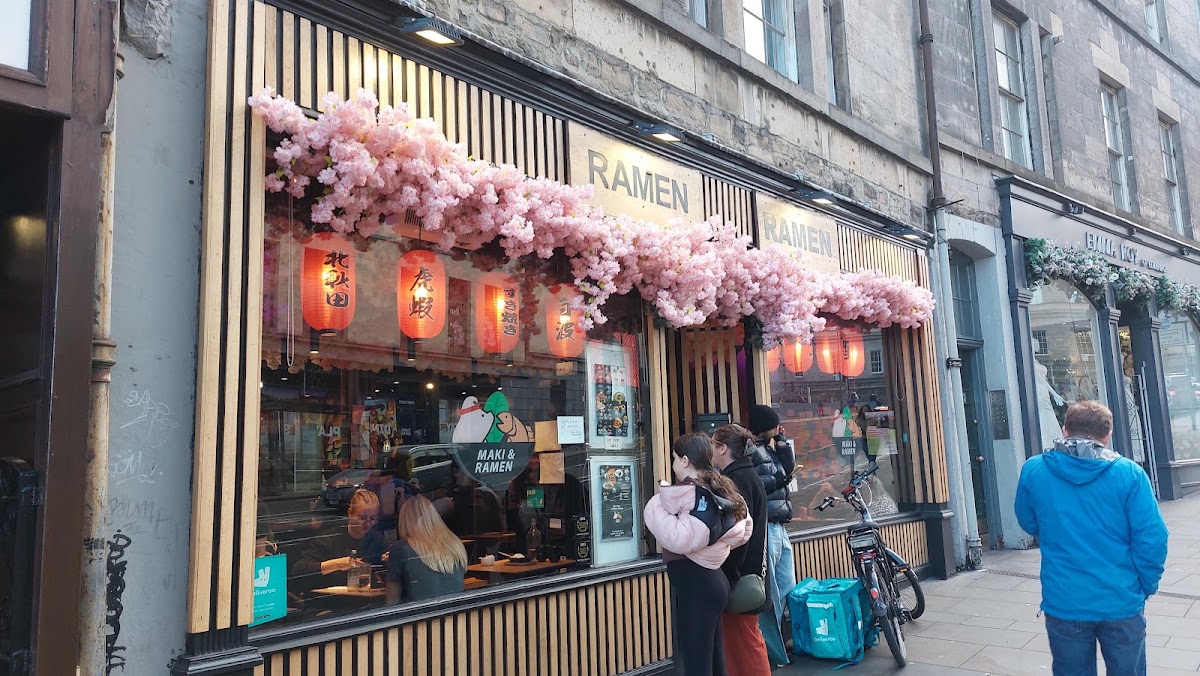 Maki & Ramen
