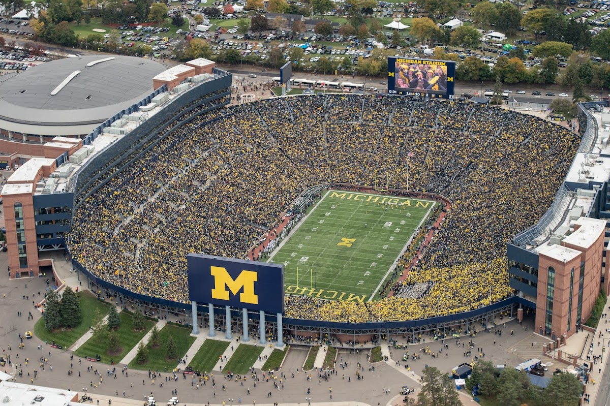 University of Michigan Guide (2026): Where to Eat, Drink & Stay in Ann Arbor