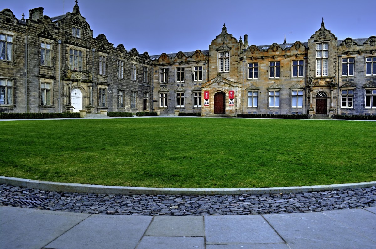 University of St Andrews Guide: Best Restaurants, Bars & Hotels (2026)