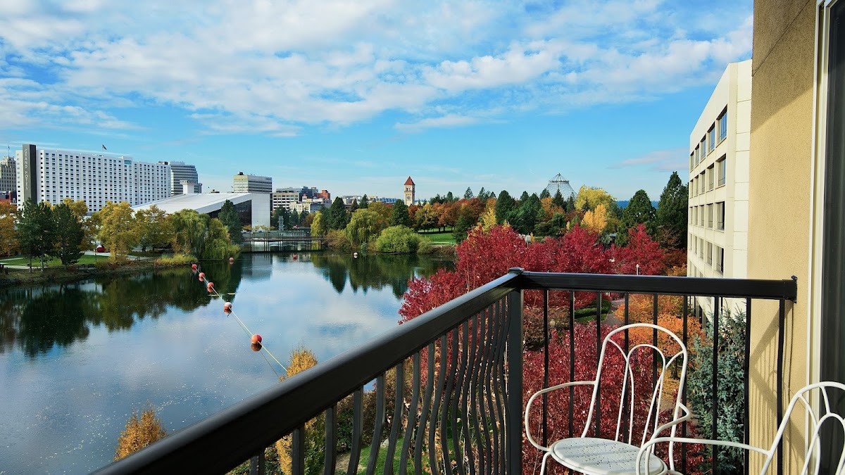 Oxford Suites Spokane
