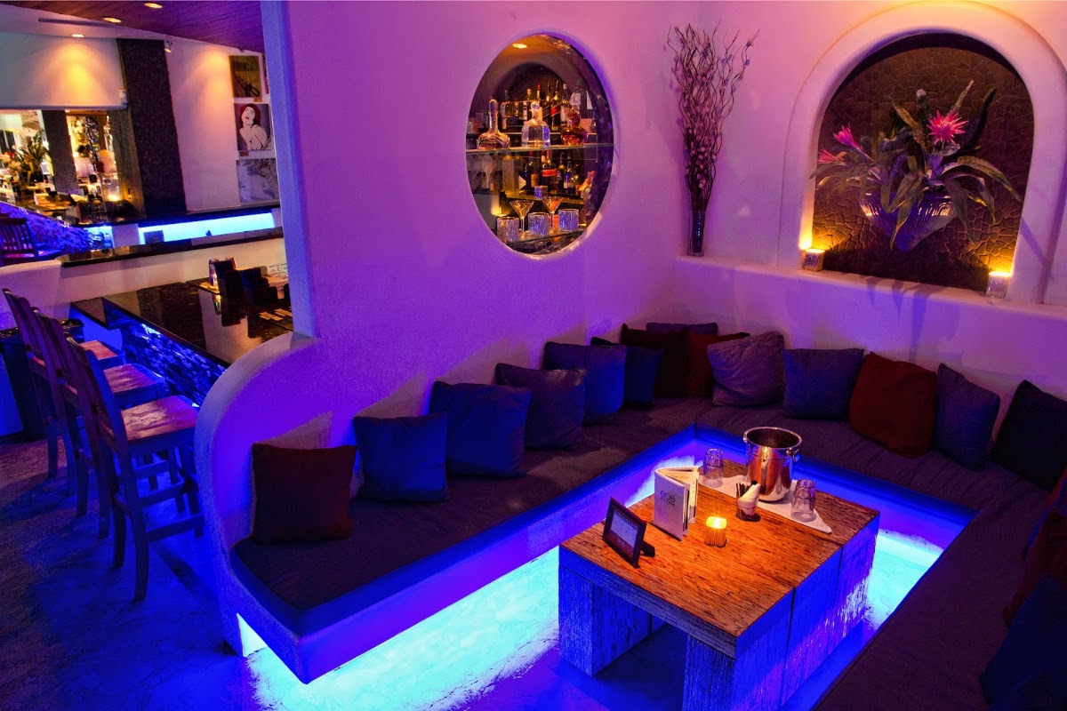EOS Lounge