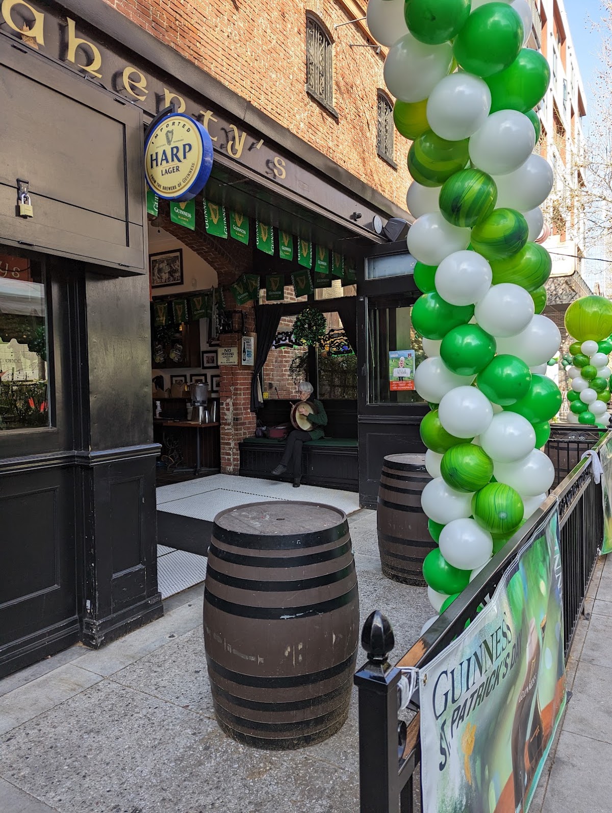O'Flaherty's Irish Pub