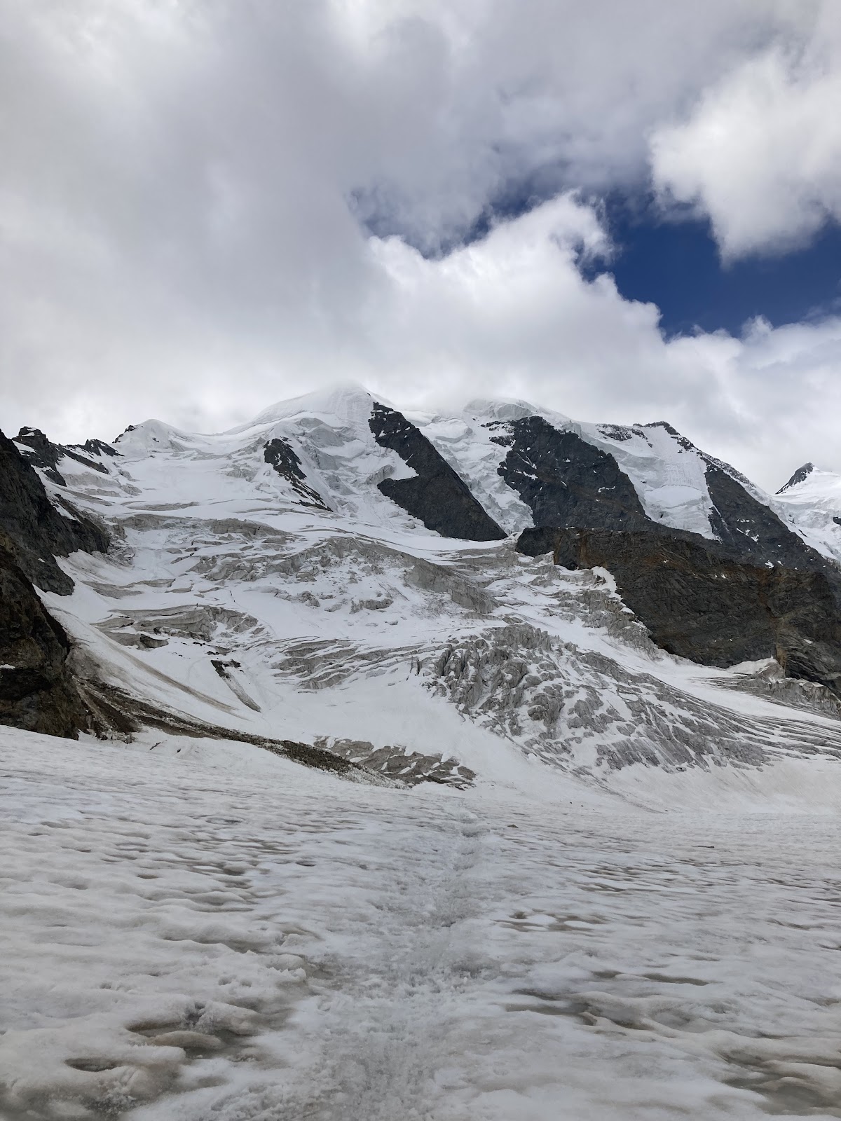 Go Vertical Mountain Guides | Bergsteigerschule Pontresina