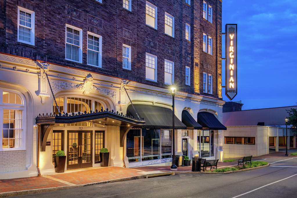 The Virginian Lynchburg, Curio Collection by Hilton
