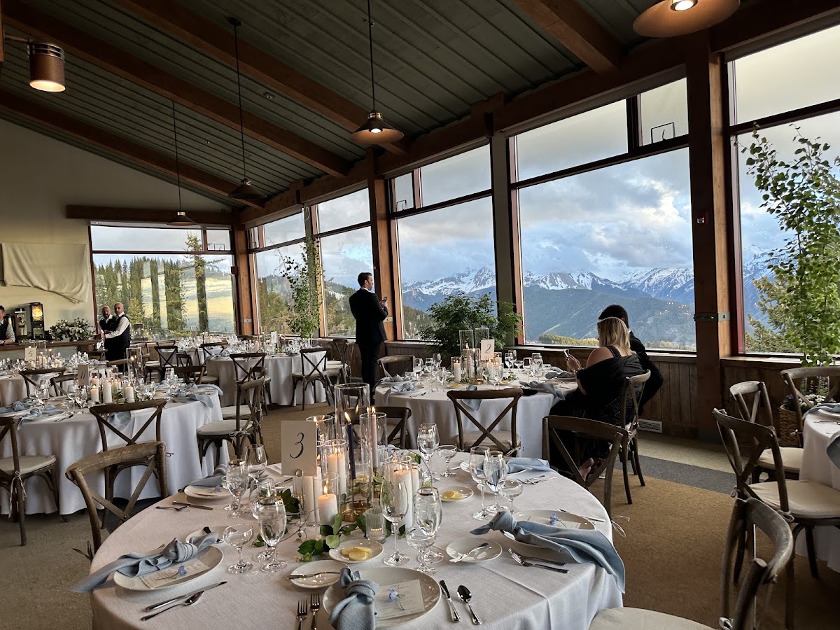 Aspen Mountain Ski Resort Sundeck
