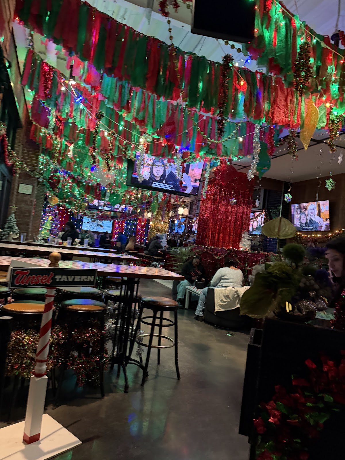 Tinsel Tavern at Live! at The Battery