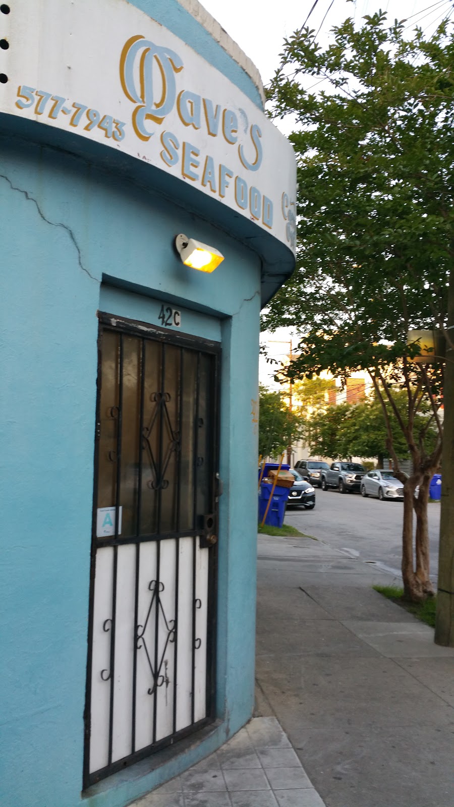 Dave's Carry-Out